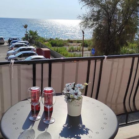 Apartament La Dimora Delle Sirene Salerno Zewnętrze zdjęcie